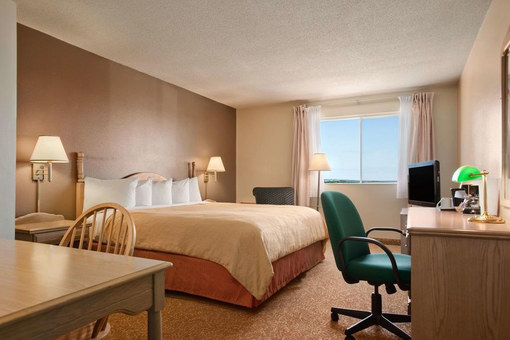 Country Inn & Suites Dartmouth Luaran gambar
