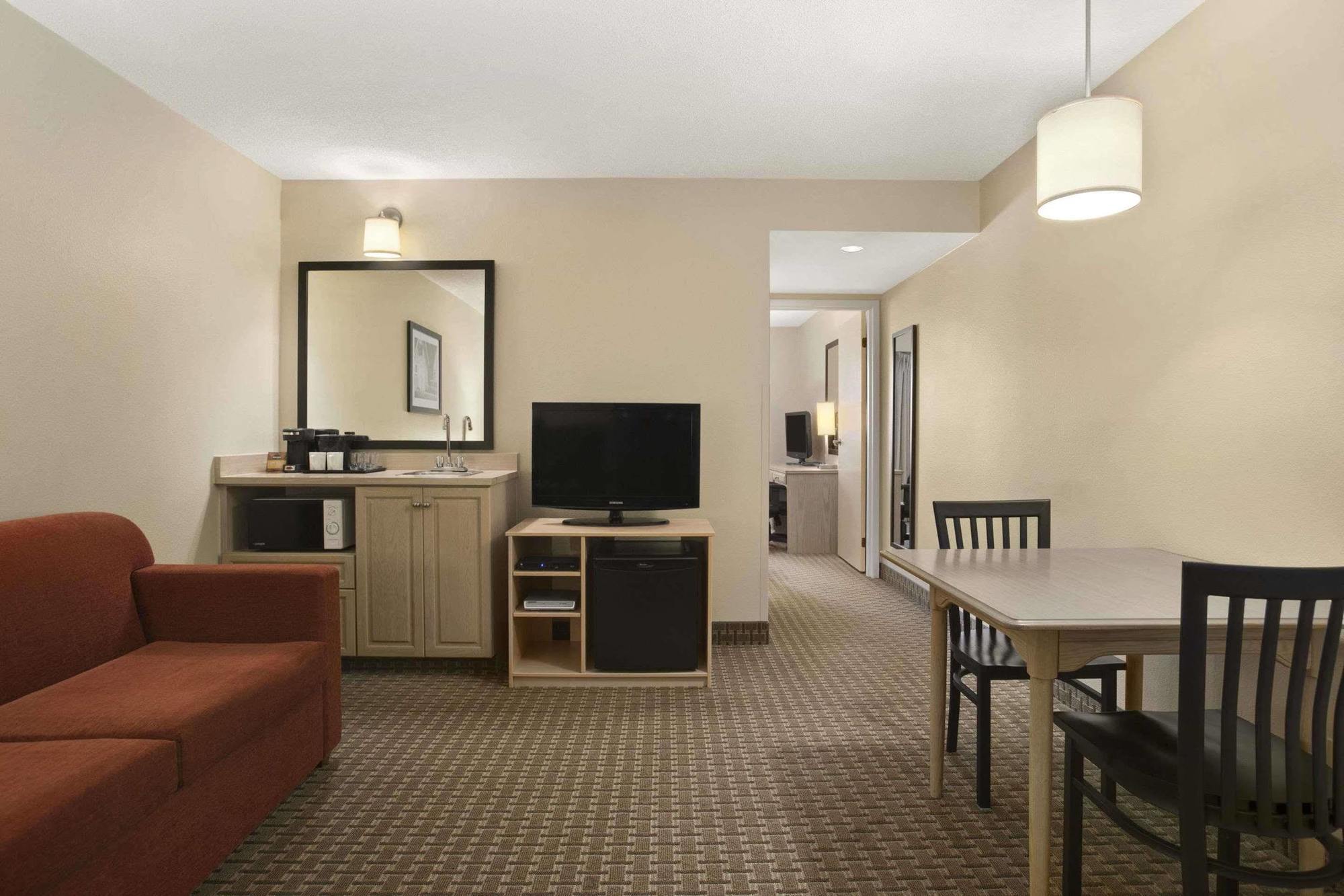 Country Inn & Suites Dartmouth Luaran gambar